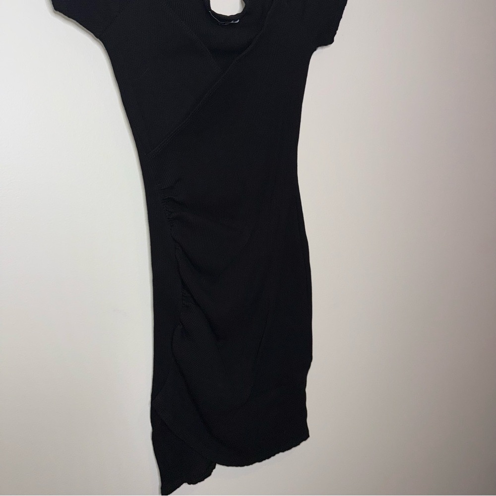 Fashion Nova Black Off-Shoulder The Night We Met Mini Dress - Picture 3 of 5